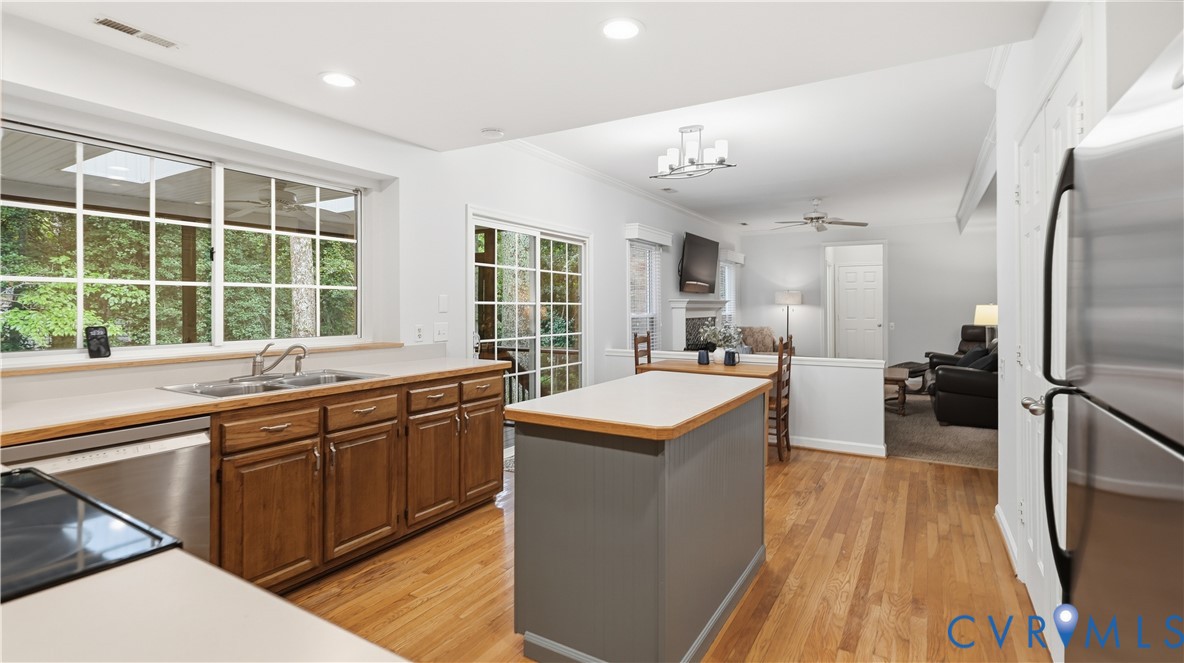 10284 Still Spring Ct Property Photo 10
