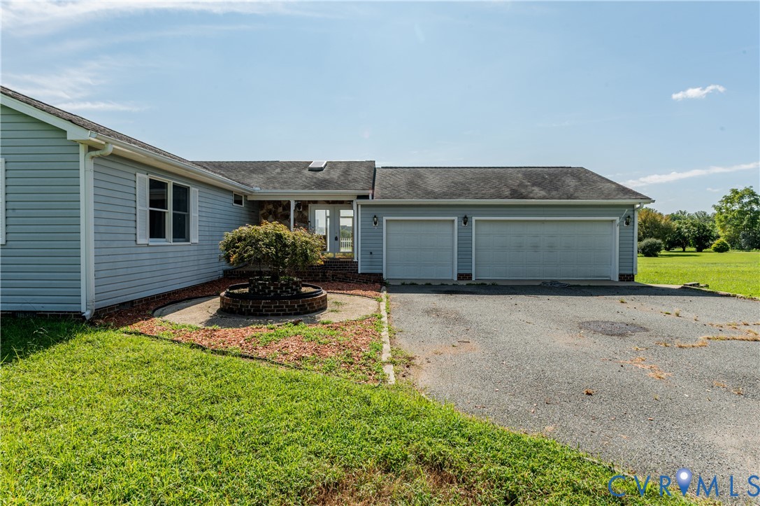 126 Meadow Dr Property Photo 3