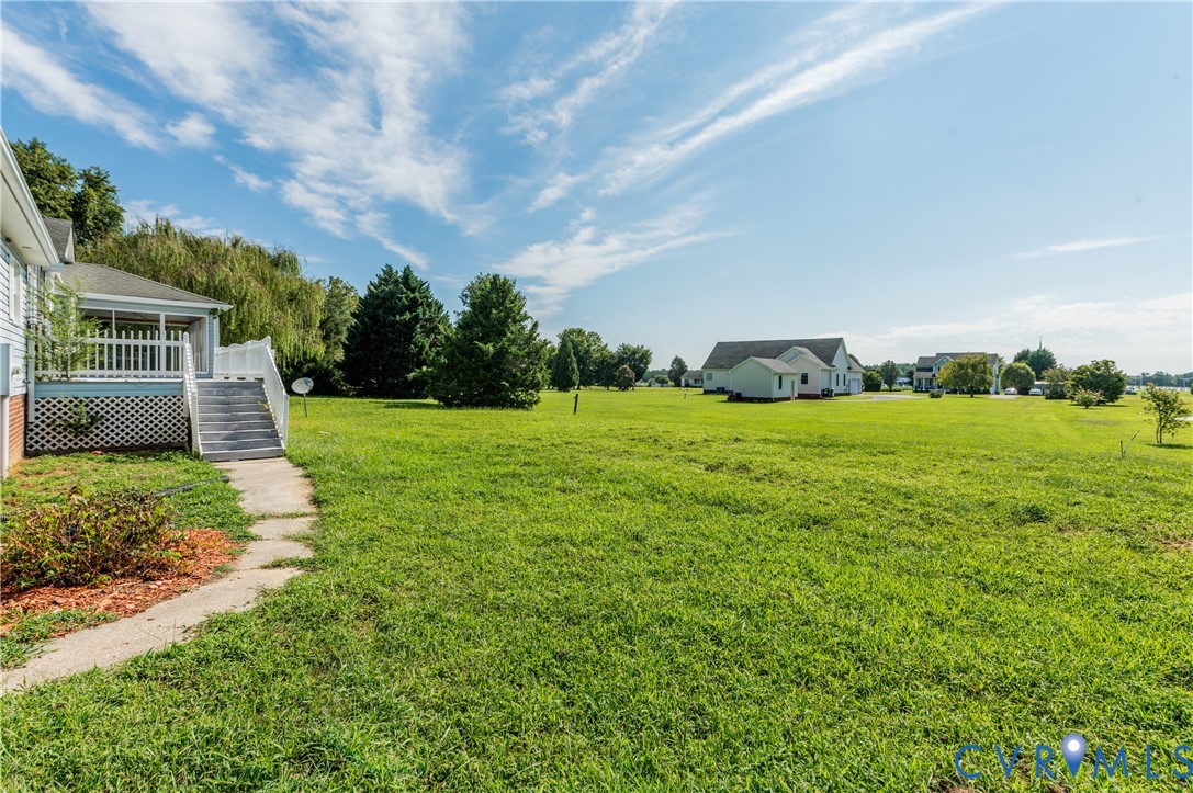 126 Meadow Dr Property Photo 6