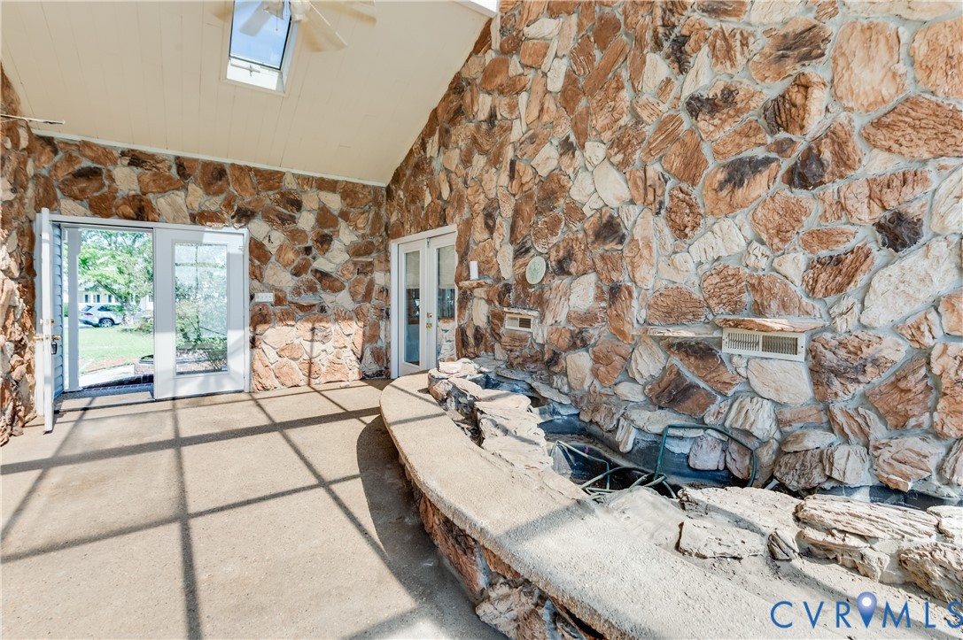 126 Meadow Dr Property Photo 14