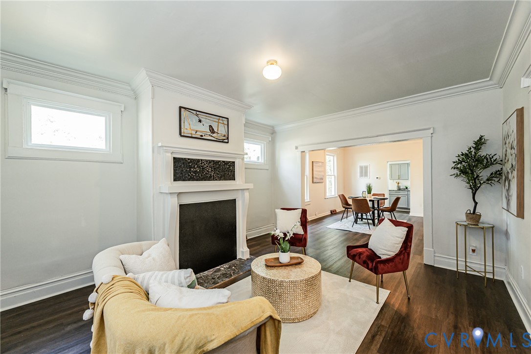 1500 Columbia St Property Photo 3