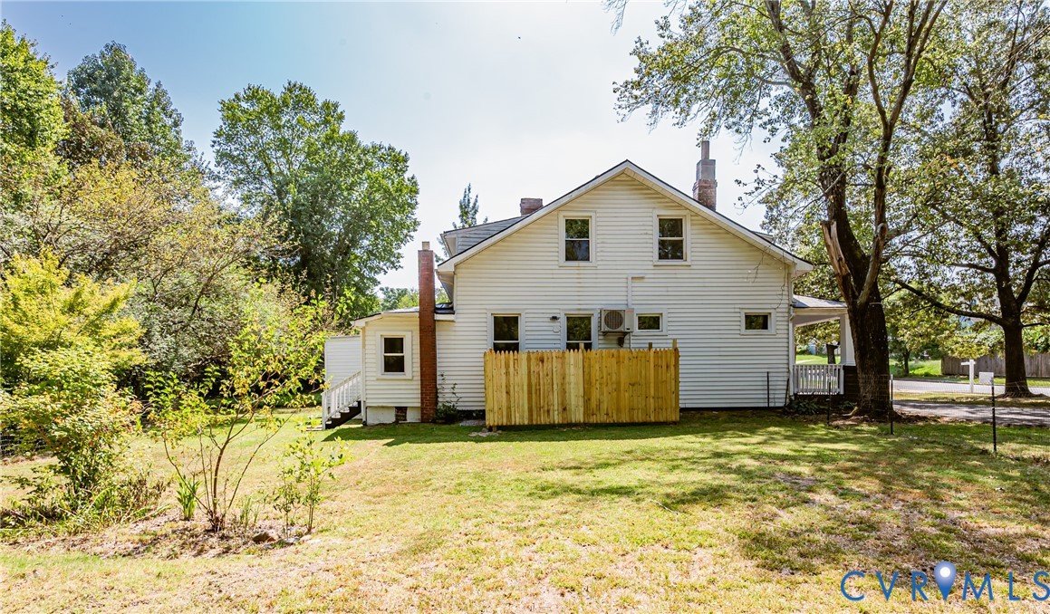 1500 Columbia St Property Photo 32