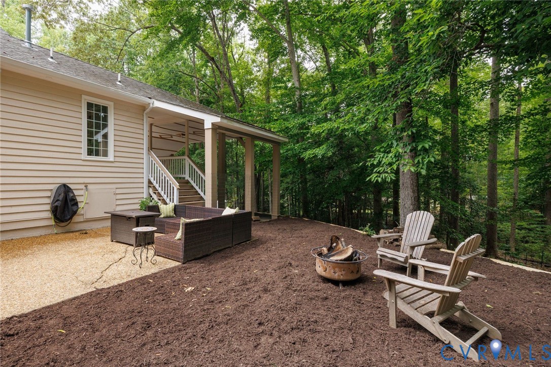 602 Red Maple Dr Property Photo 28