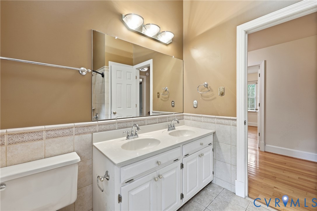 505 Martineau Dr Property Photo 24