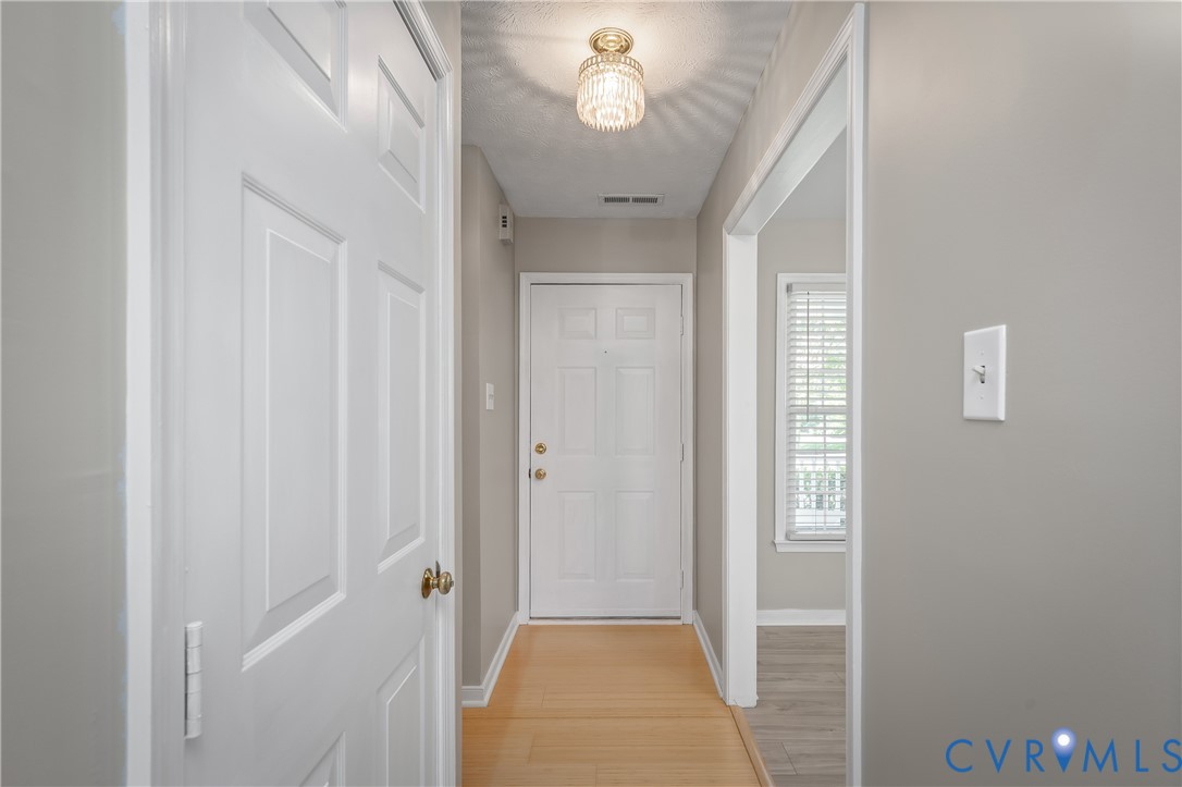 9301 Timber Hollow Ct Property Photo 7
