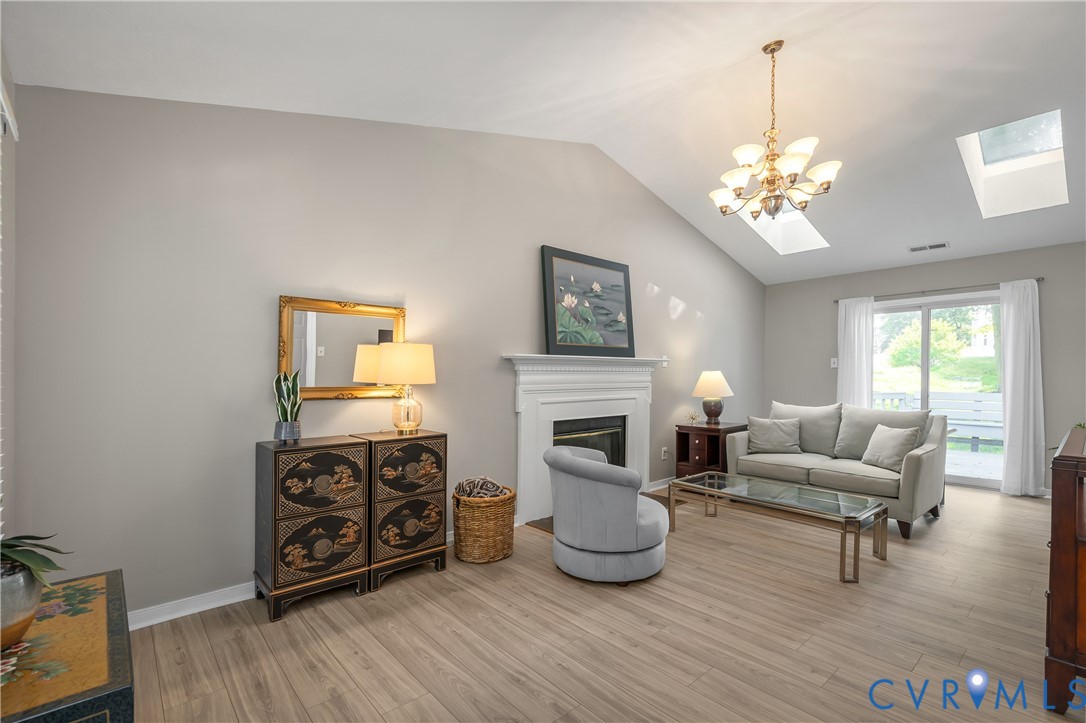 9301 Timber Hollow Ct Property Photo 8