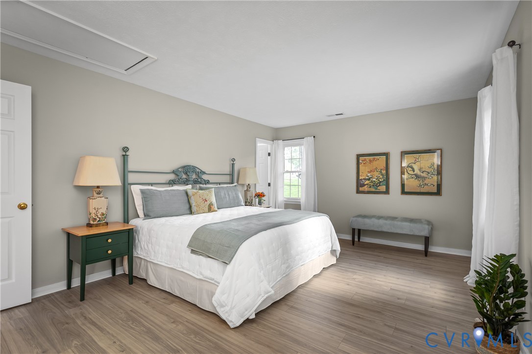 9301 Timber Hollow Ct Property Photo 20
