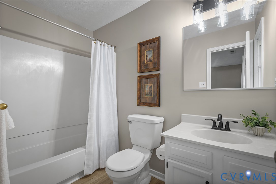 9301 Timber Hollow Ct Property Photo 22