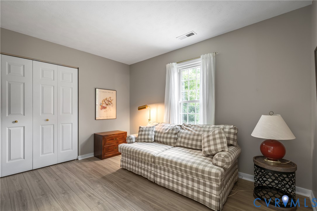 9301 Timber Hollow Ct Property Photo 23