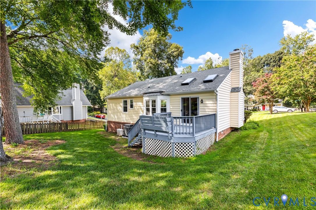 9301 Timber Hollow Ct Property Photo 25
