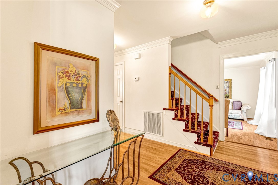10309 Attems Way Property Photo 11
