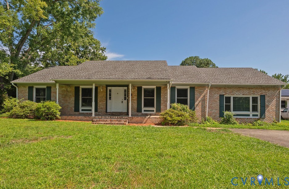 1011 Adkins Rd Property Photo 1