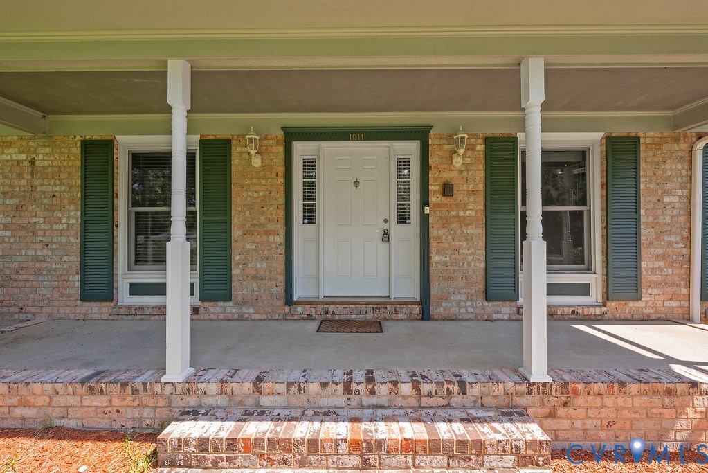 1011 Adkins Rd Property Photo 8