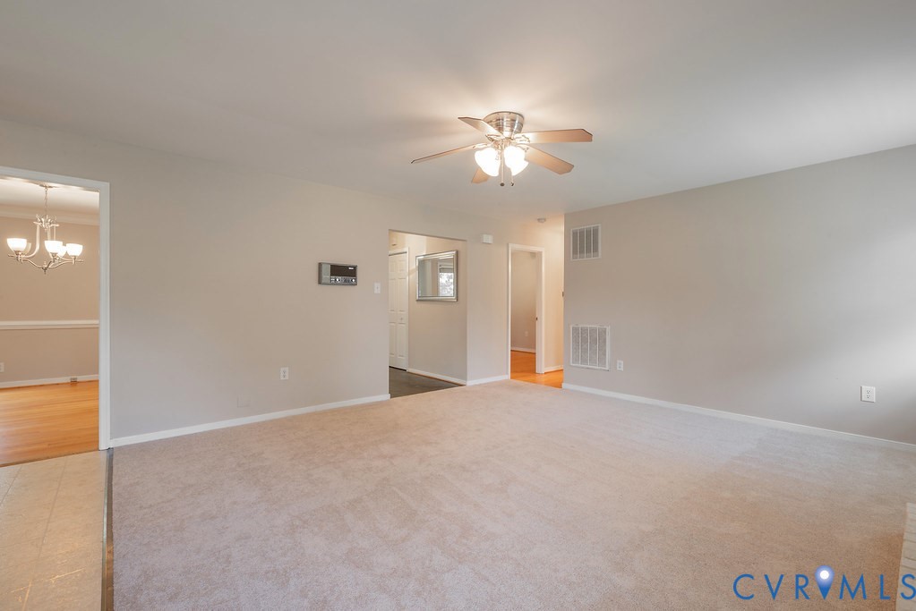 1011 Adkins Rd Property Photo 29