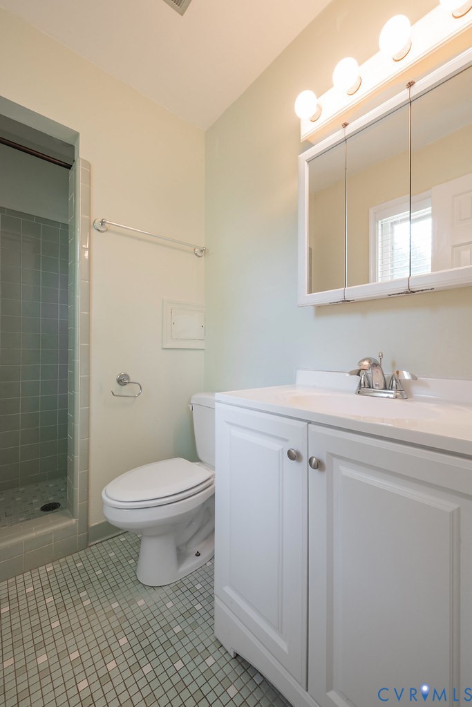 1011 Adkins Rd Property Photo 34