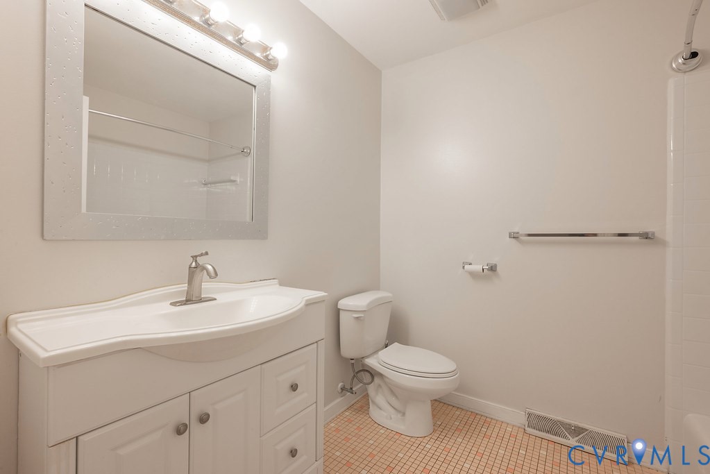 1011 Adkins Rd Property Photo 40
