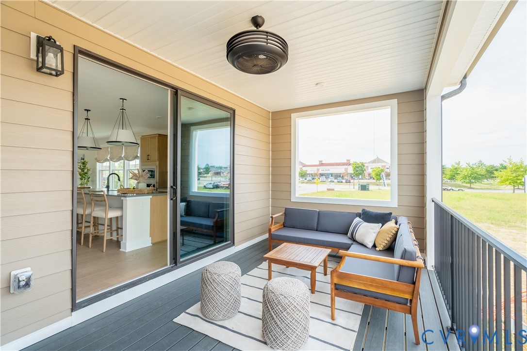 15842 Flying Cloud Aly Unit#8-2 Property Photo 6