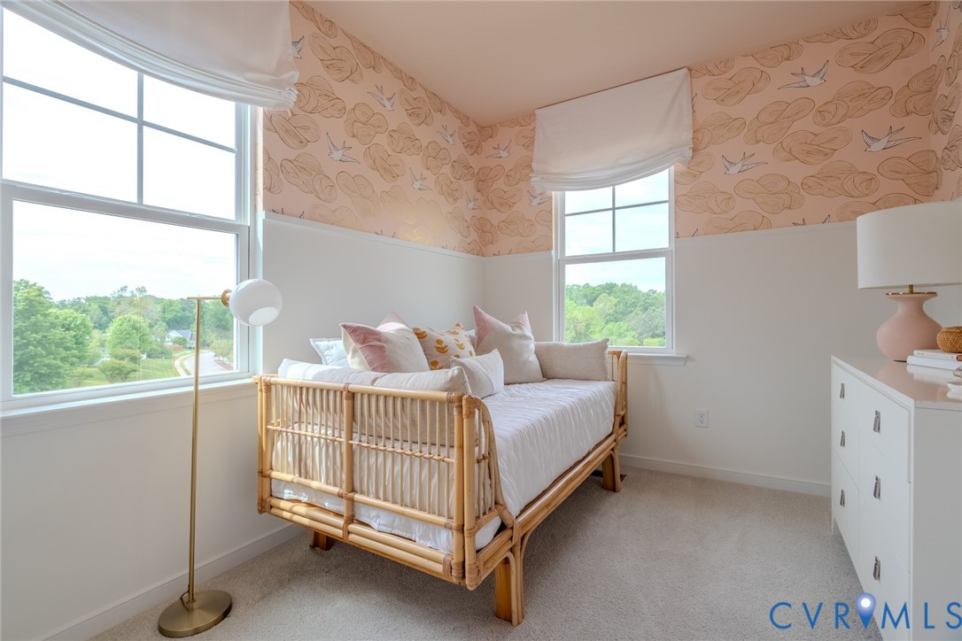 15842 Flying Cloud Aly Unit#8-2 Property Photo 13