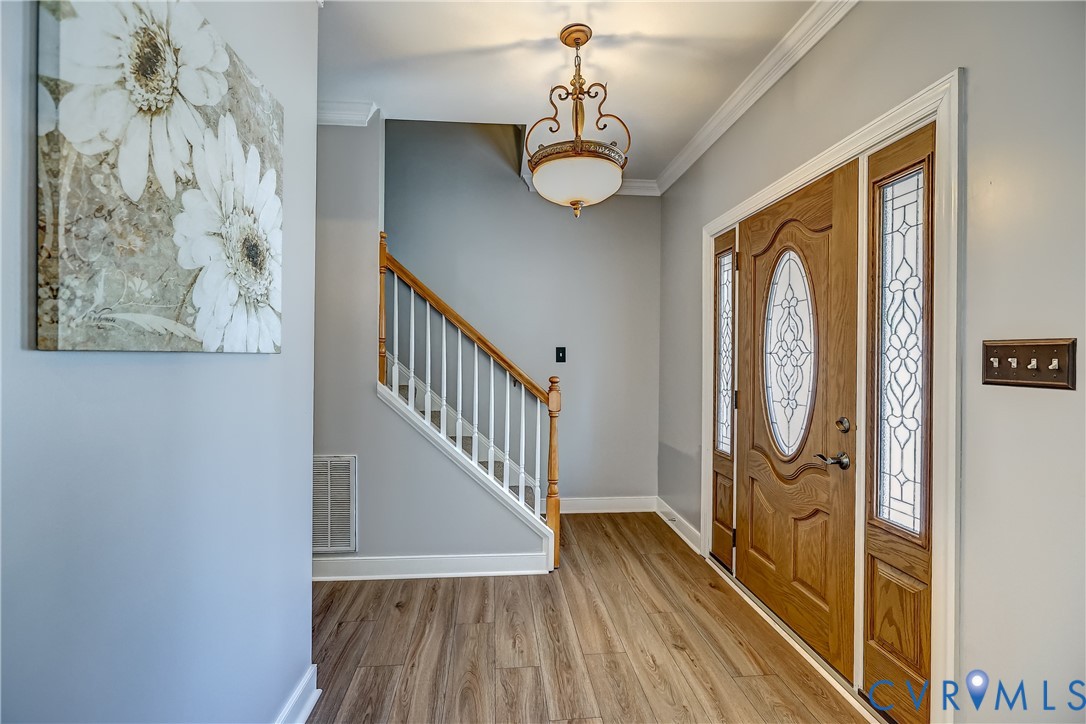 1325 Hawkins Wood Cir Property Photo 14