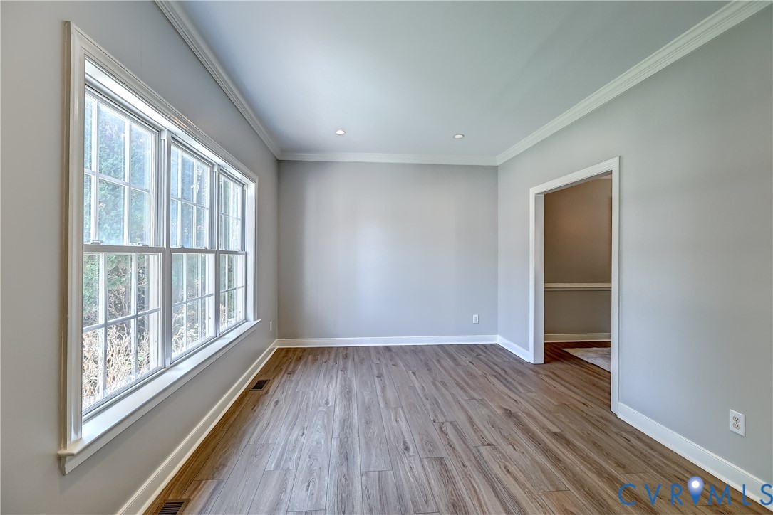 1325 Hawkins Wood Cir Property Photo 16