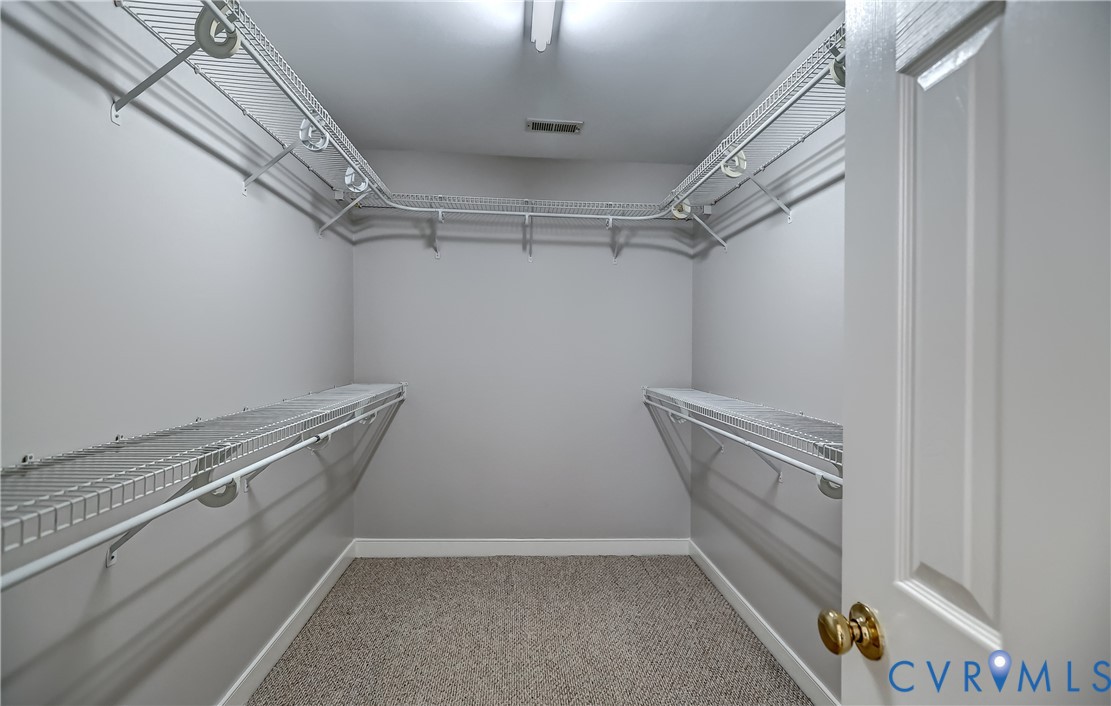 1325 Hawkins Wood Cir Property Photo 31