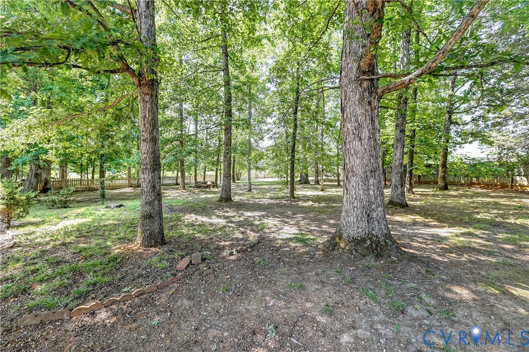 1325 Hawkins Wood Cir Property Photo 42