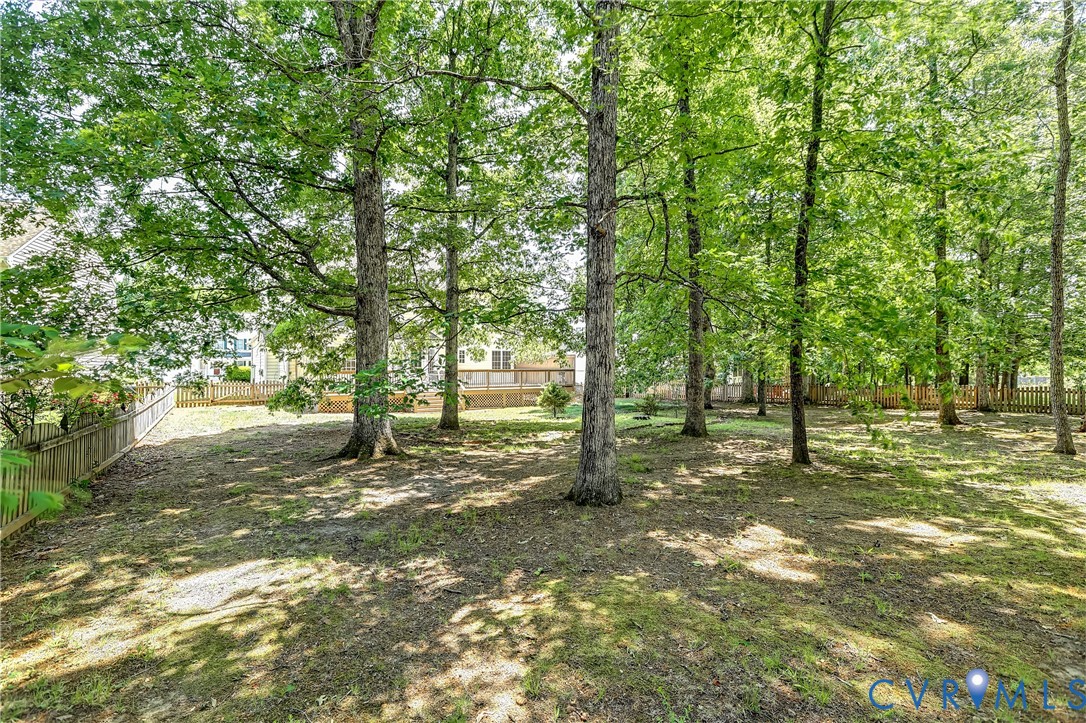 1325 Hawkins Wood Cir Property Photo 43