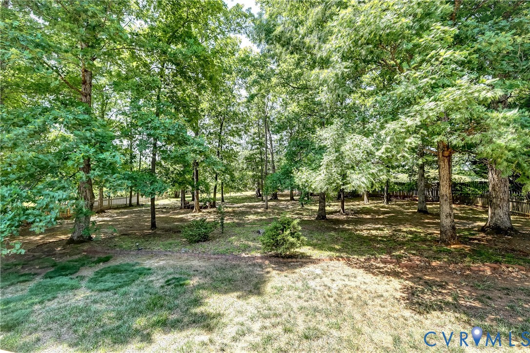 1325 Hawkins Wood Cir Property Photo 49