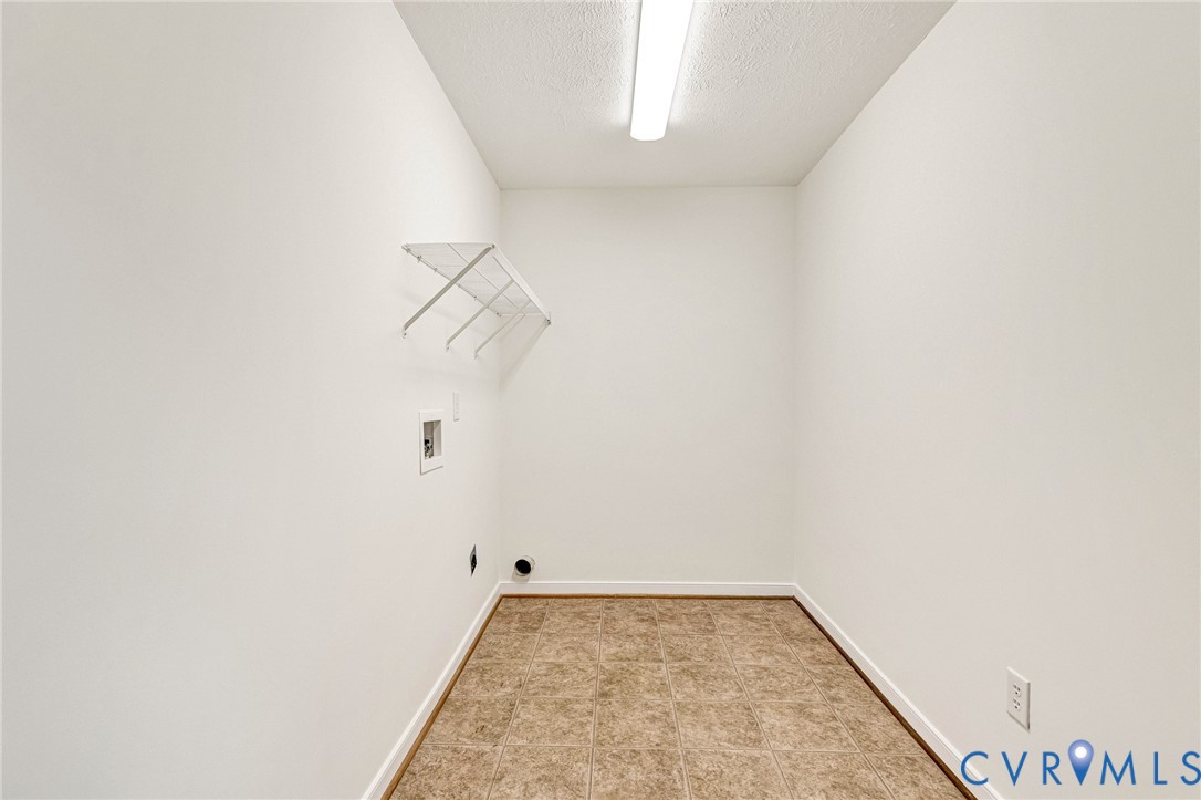 313 Brooking Ter Property Photo 14