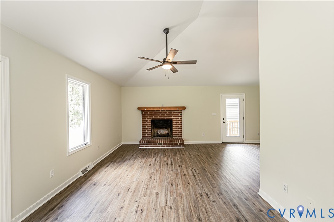1520 Willow Brook Rd Property Photo 28