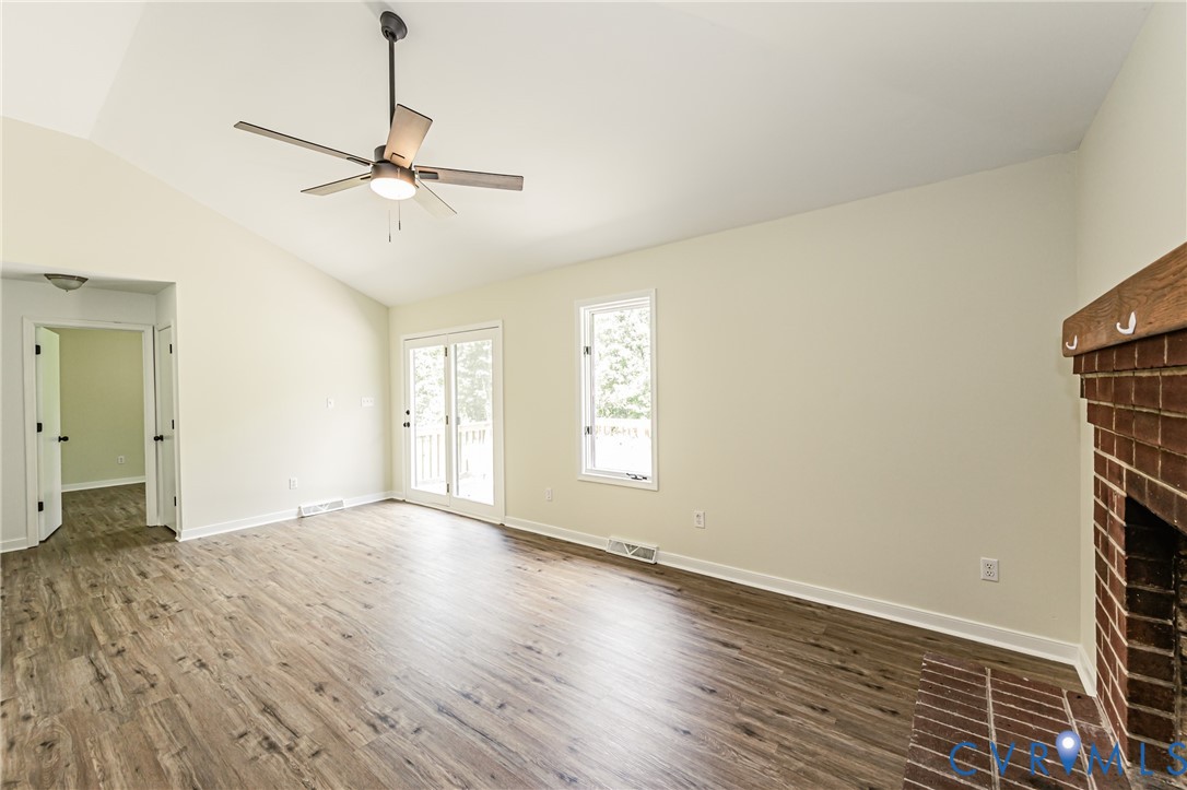 1520 Willow Brook Rd Property Photo 32