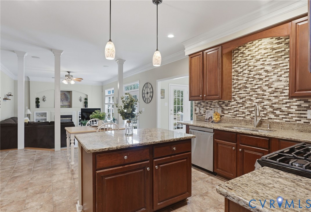 11801 Alder Ridge Pl Property Photo 12