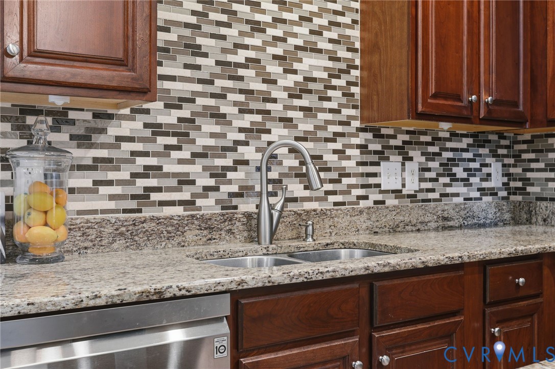 11801 Alder Ridge Pl Property Photo 13