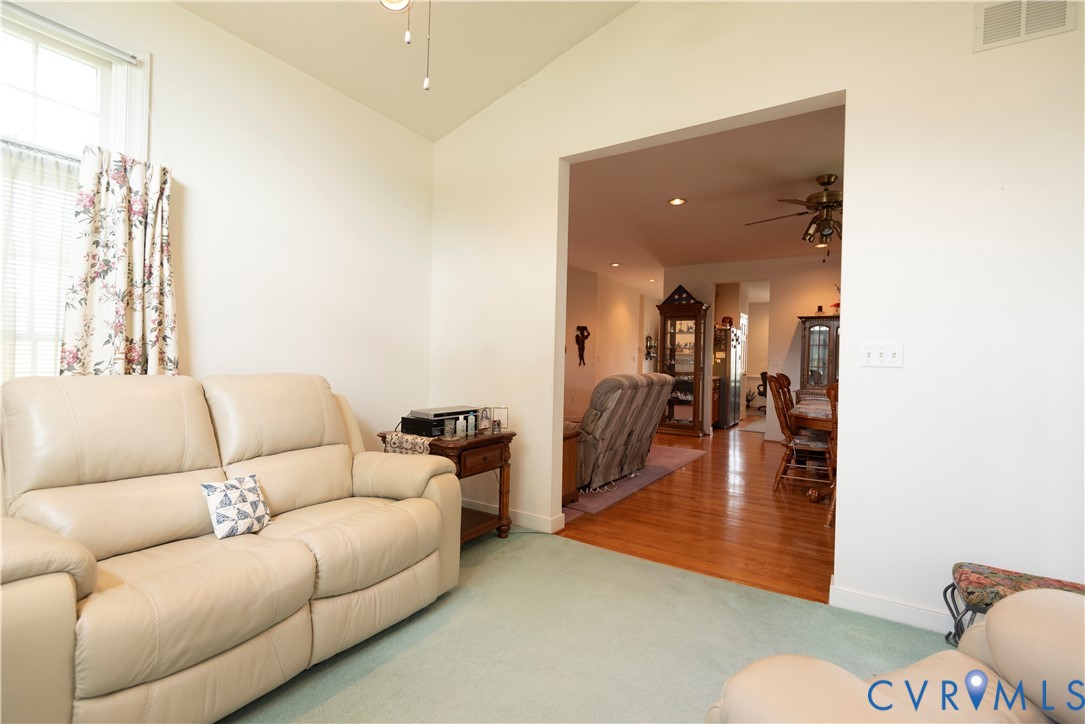 4913 Breckstone Pl Property Photo 10