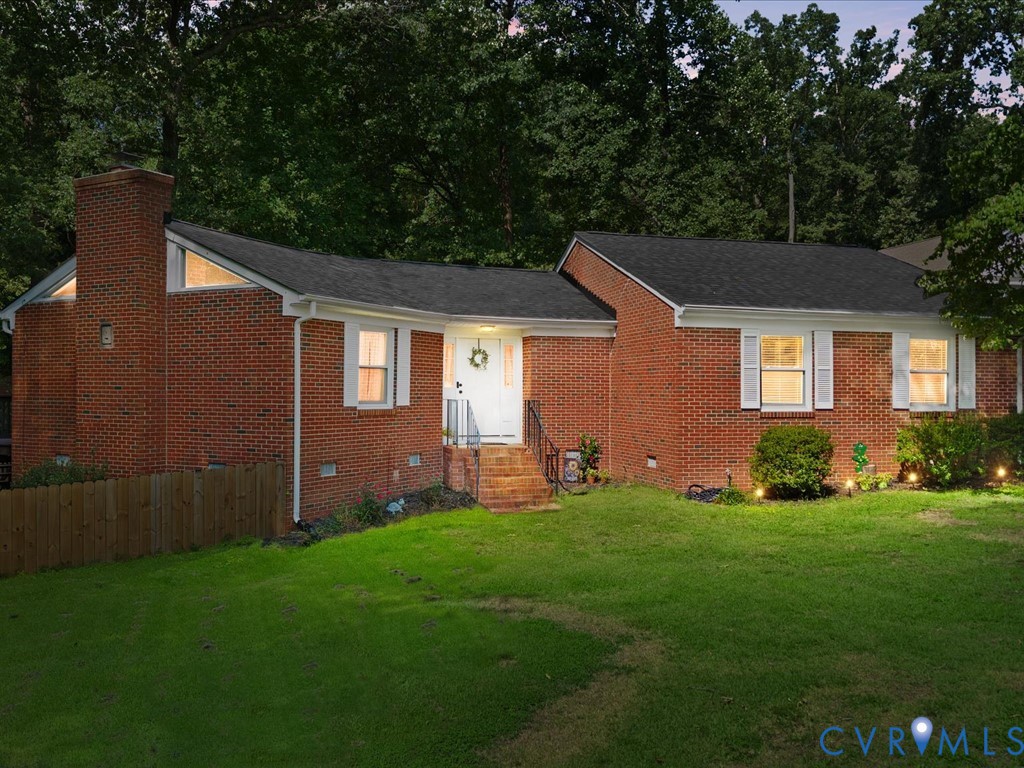12724 S Chester Rd Property Photo 1