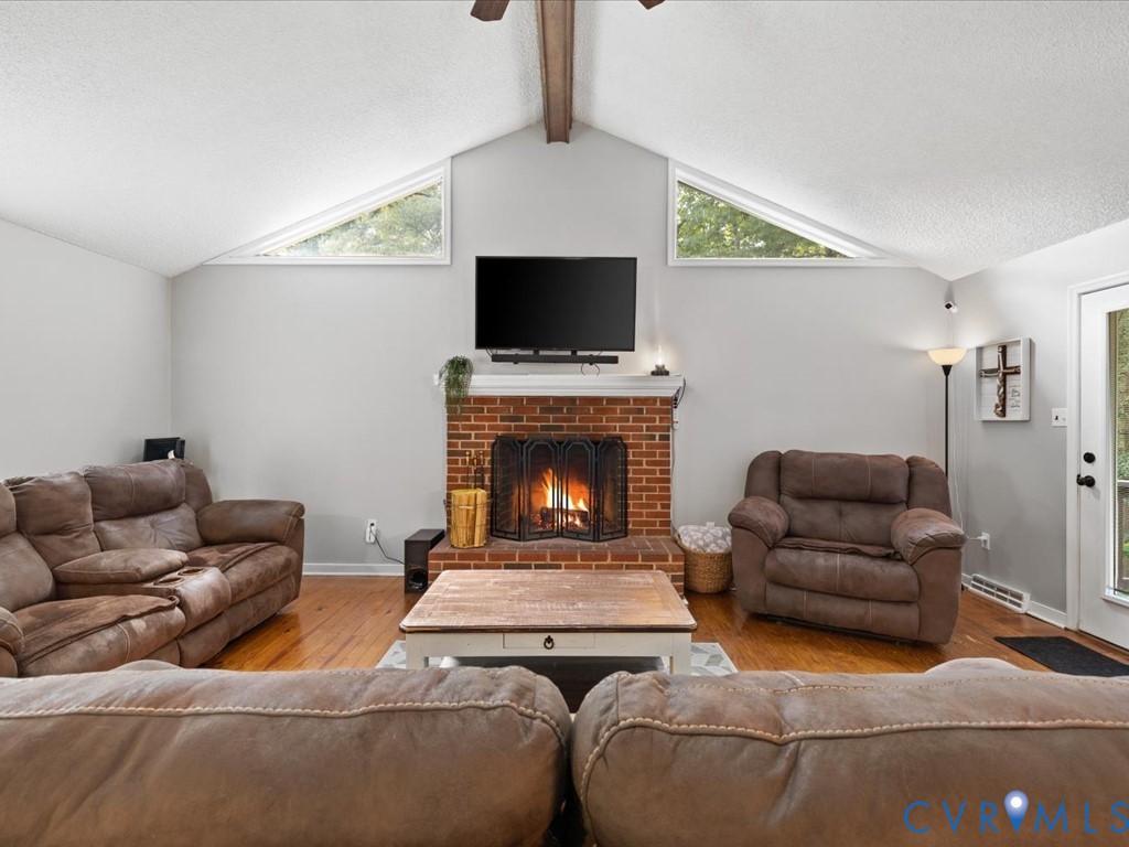 12724 S Chester Rd Property Photo 7