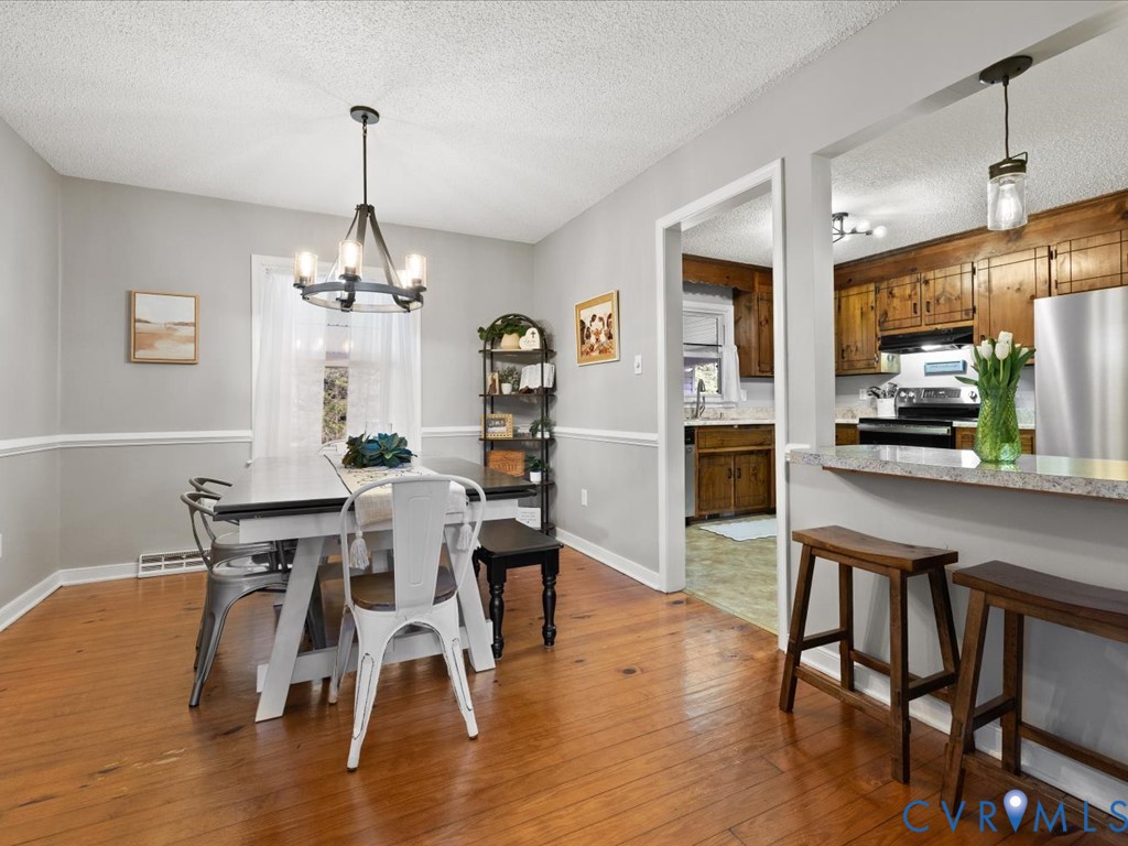 12724 S Chester Rd Property Photo 11