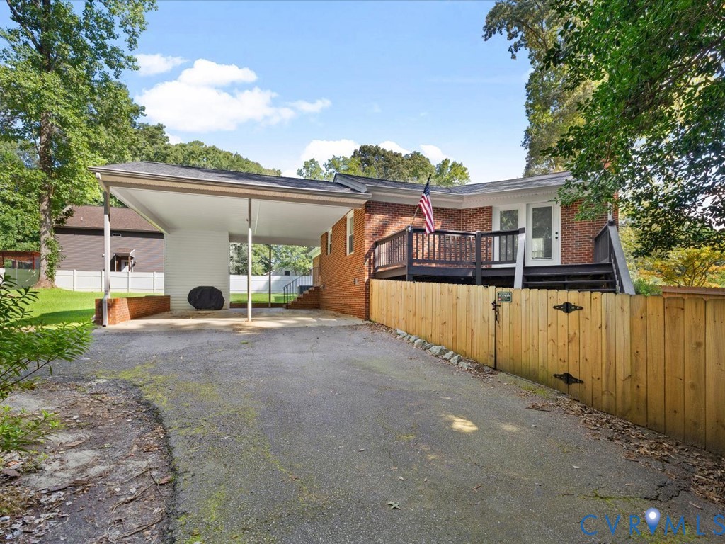 12724 S Chester Rd Property Photo 20