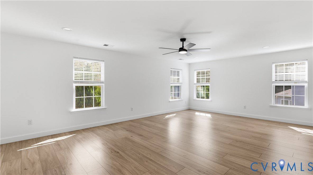 8842 Thorneshire Cir Property Photo 19