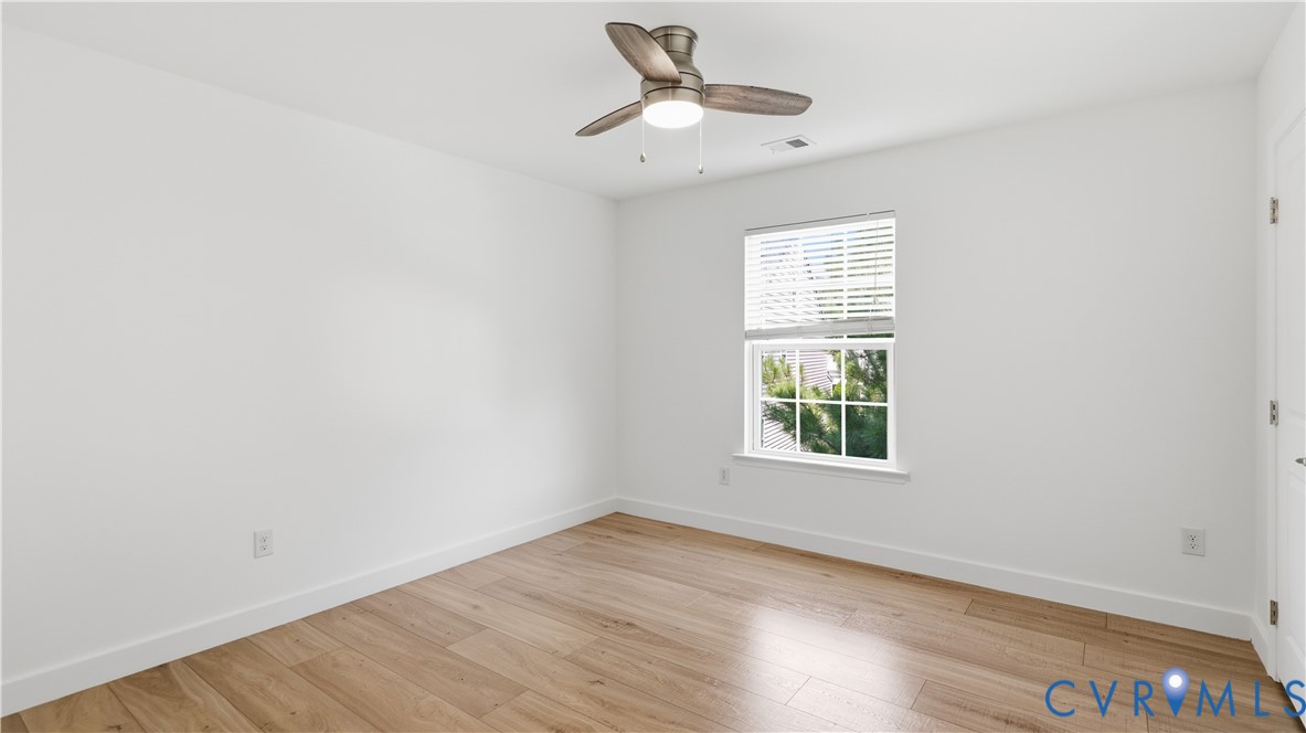 8842 Thorneshire Cir Property Photo 28