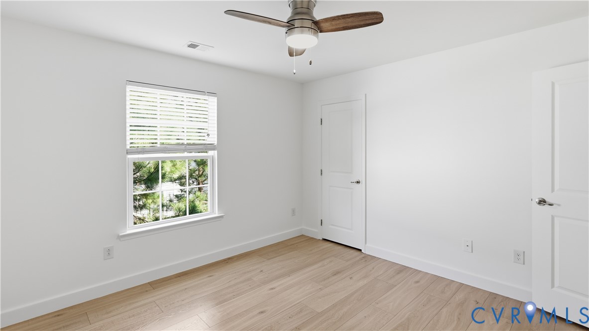 8842 Thorneshire Cir Property Photo 29