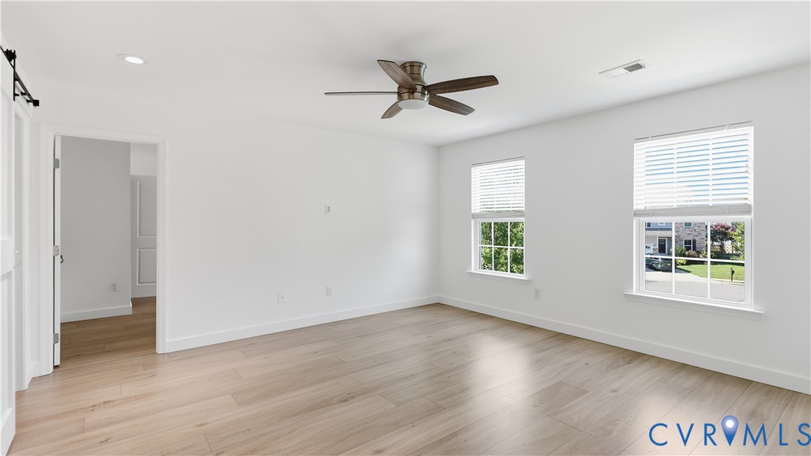 8842 Thorneshire Cir Property Photo 32