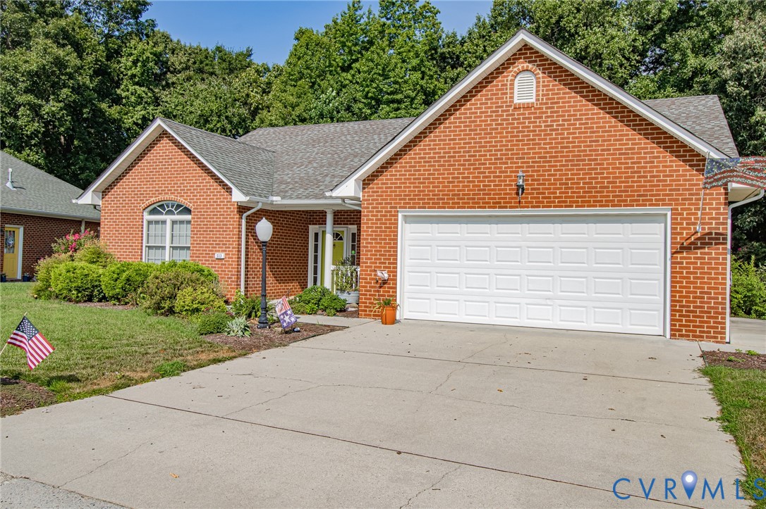 513 Cobblestone Dr Property Photo 3