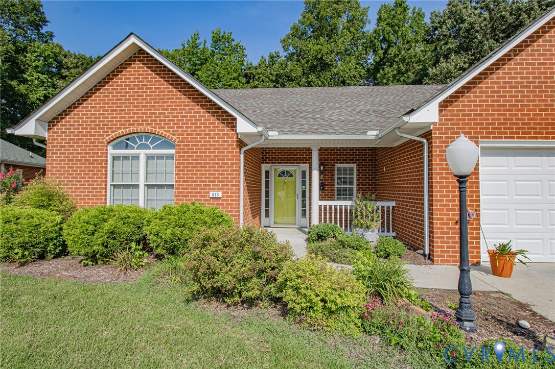 513 Cobblestone Dr Property Photo 4