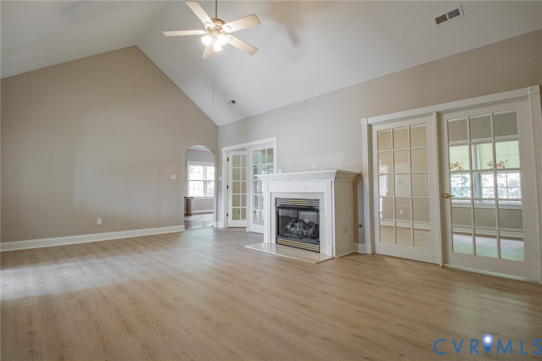 513 Cobblestone Dr Property Photo 16