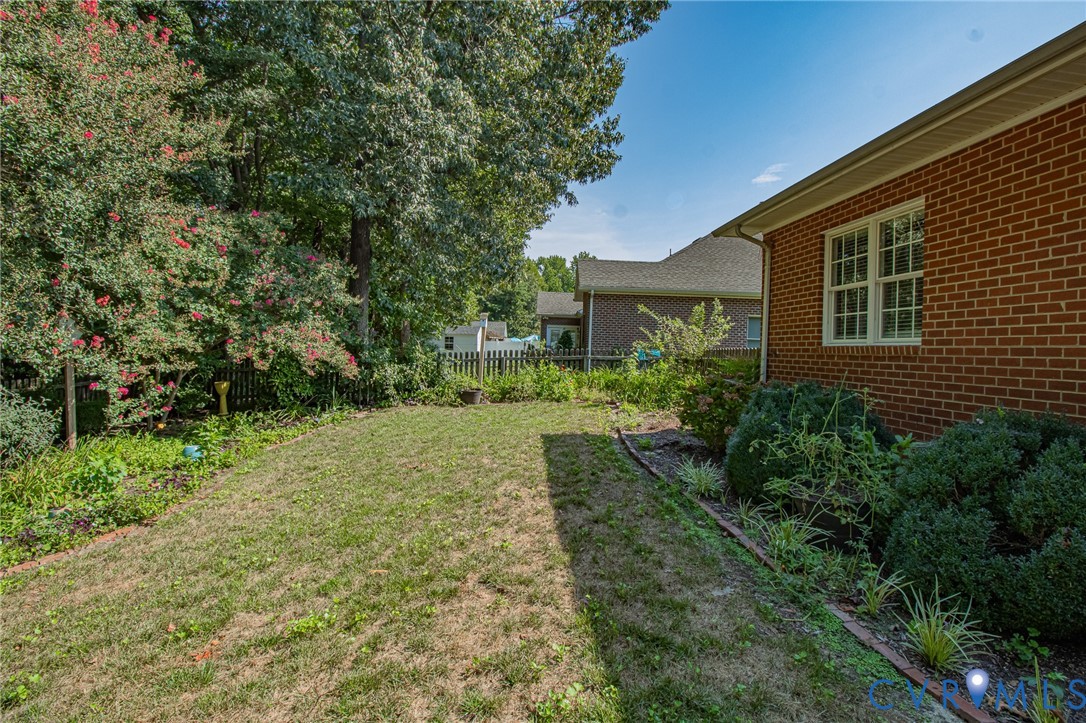 513 Cobblestone Dr Property Photo 42