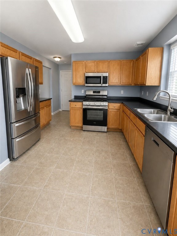 13406 Greenham Ct Property Photo 7