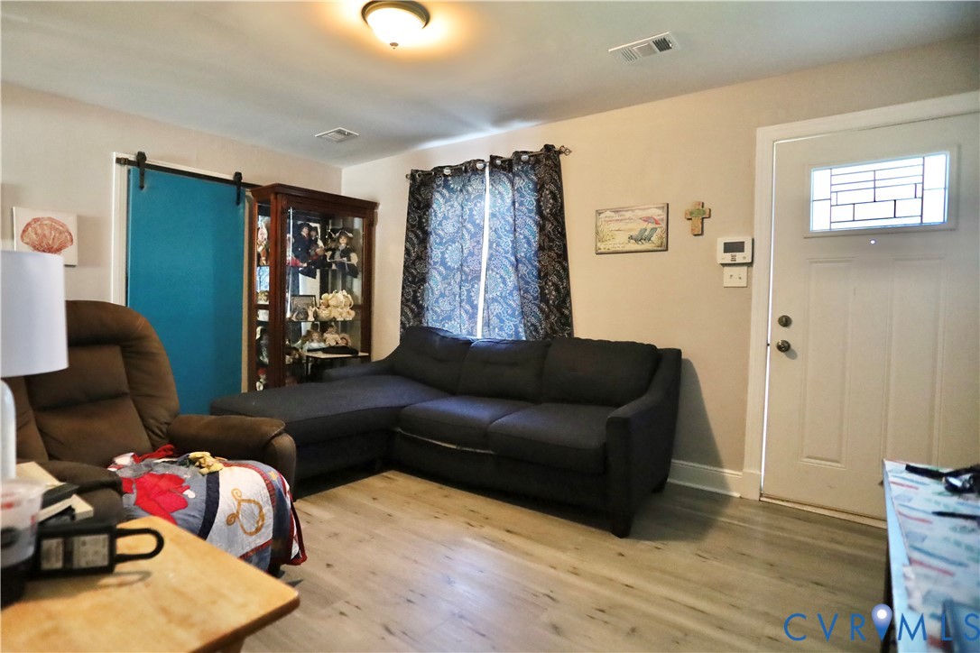 1112 Jett Ave Property Photo 3