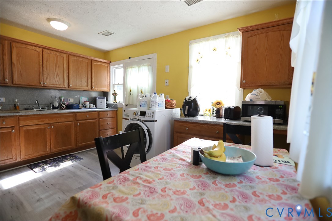 1112 Jett Ave Property Photo 8