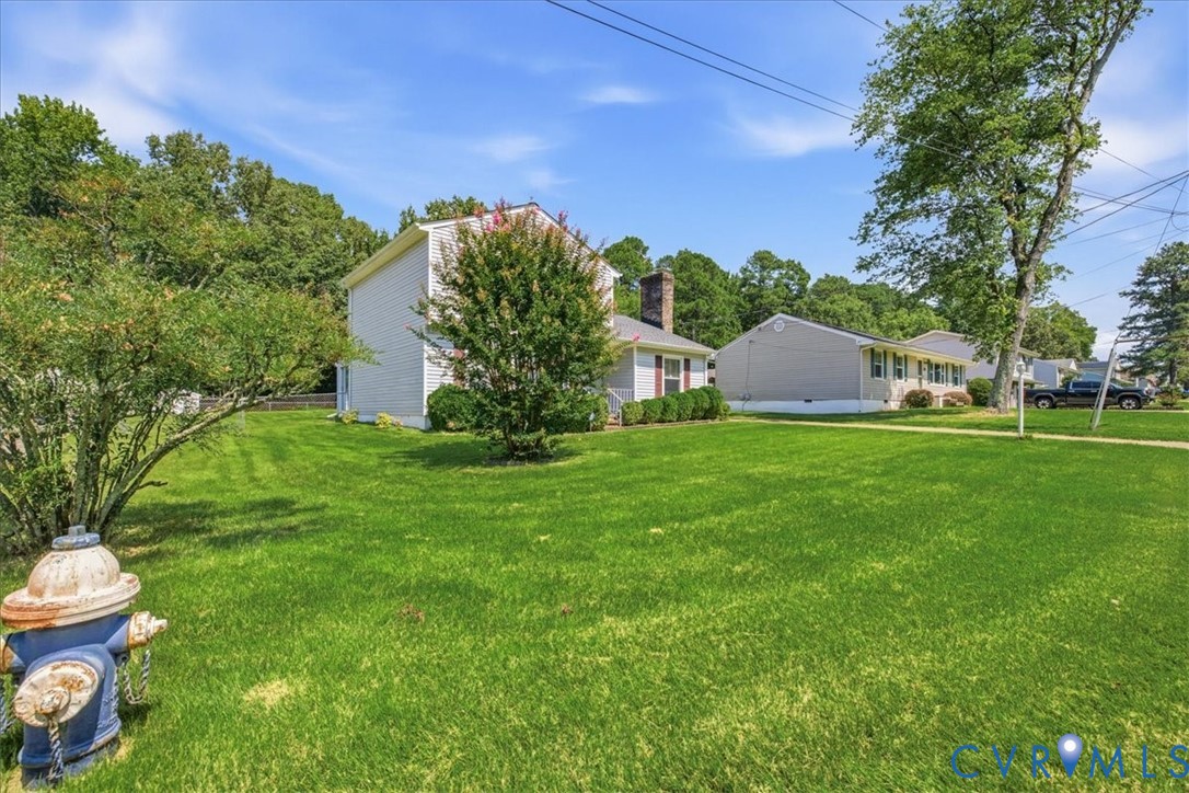 3501 Sussex Dr Property Photo 3